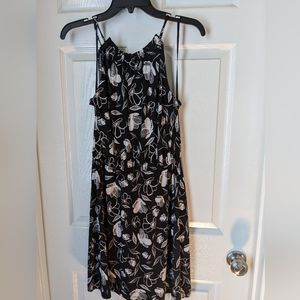 Banana Republic Factory Black Floral print dress. Size XS